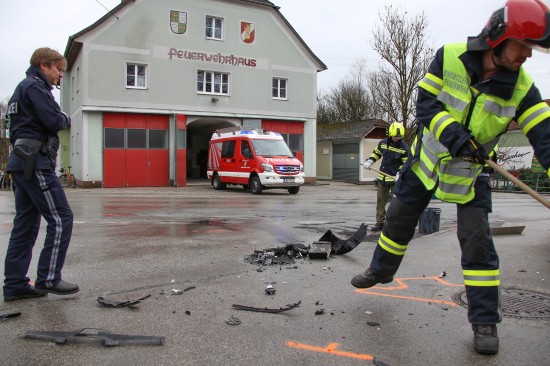 Verkehrsunfall im Kreuzungsbereich in Steinerkirchen an der Traun