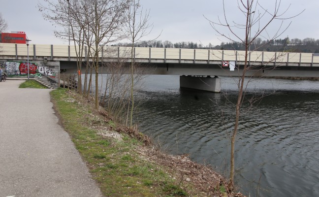18-Jhriger in Wels von unbekannten Ttern berfallen und niedergeschlagen