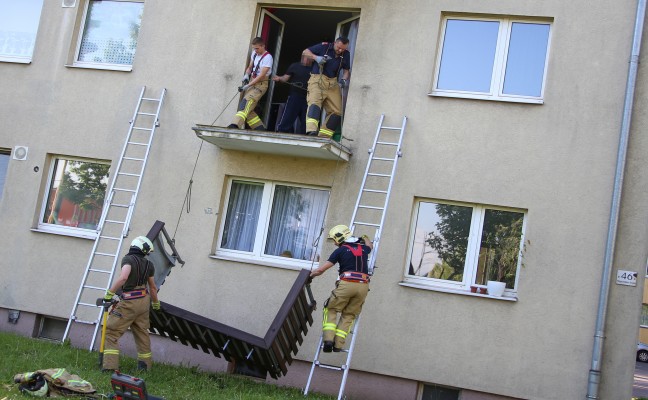 Balkongeländer eines Mehrparteienwohnhauses in Linz-Bindermichl-Keferfeld gab nach