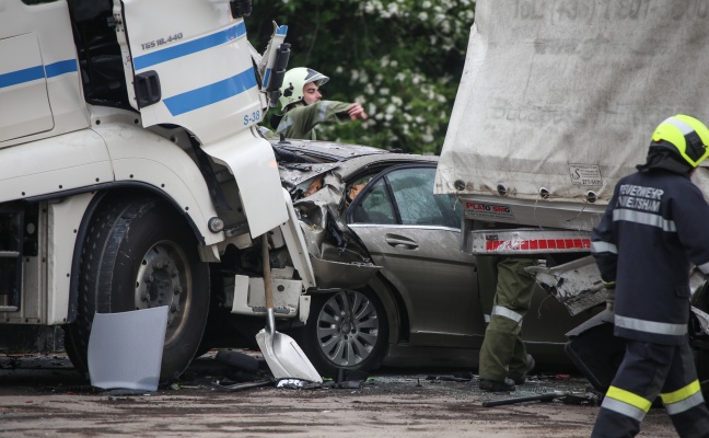 Tödlicher Verkehrsunfall auf der Innkreisautobahn bei Peterskirchen