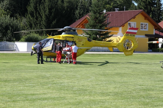 Hubschraubereinsatz nach schwerer Stichverletzung in Bad Wimsbach