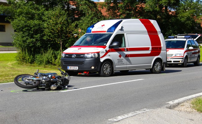 Motorradlenkerin bei Verkehrsunfall auf der Gallspacher Strae in Schllberg verletzt