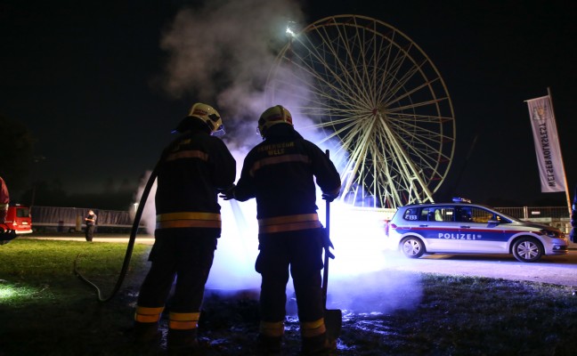 Kleiner Brand im Welser Messegelnde von der Feuerwehr rasch abgelscht