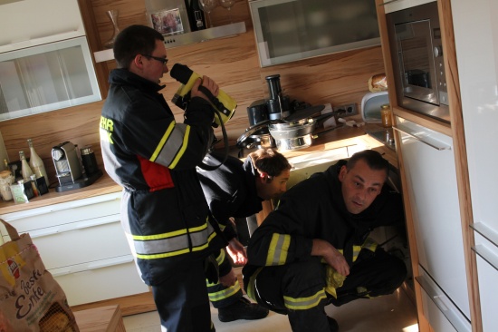 Zwei Verletzte bei Brand in einer Küche in Marchtrenk