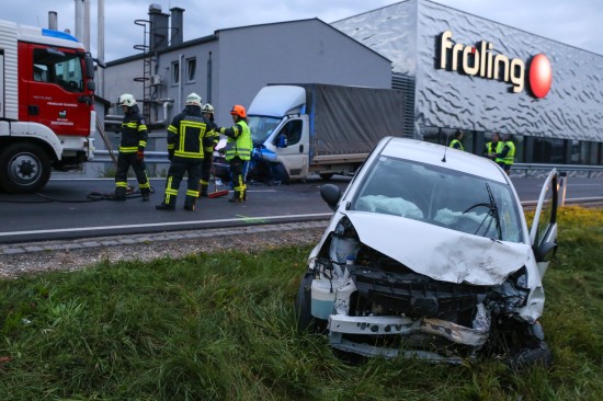 Verkehrsunfall auf der Innviertler Straße in Grieskirchen fordert zwei Schwerverletzte