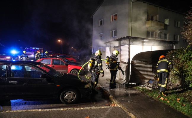 Brand einer Mllinsel eines Mehrparteienwohnhauses in Pucking