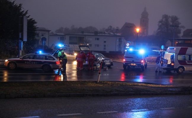 Mopedlenker bei Verkehrsunfall auf der Pyhrnpass Strae in Sattledt verletzt