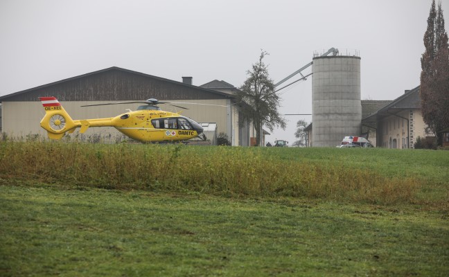 Notarzthubschrauber in Steinerkirchen an der Traun im Einsatz