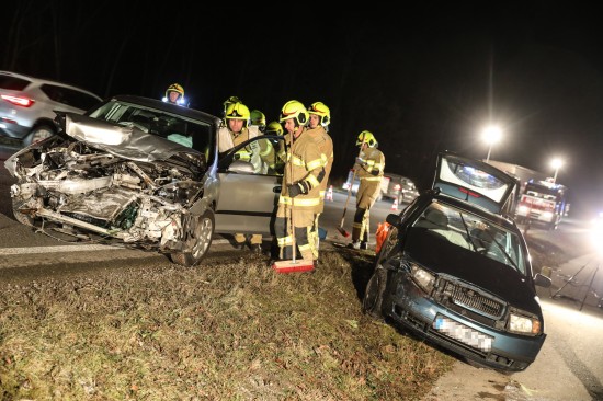 Verkehrsunfall zwischen zwei PKW auf der Voralpenstrae in Bad Hall