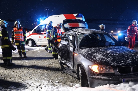 Schwerer Verkehrsunfall in Buchkirchen fordert ein verletztes Kind