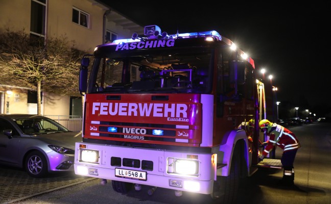 Einsatzkräfte zu Brand in der Küche einer Wohnung in Pasching alarmiert