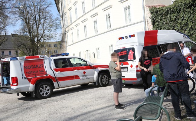 Kind bei Fahrradsturz in Wels-Innenstadt verletzt