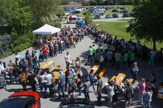 Groer Andrang bei Stammzellen-Typisierungsaktion am Kumplgut in Wels-Puchberg