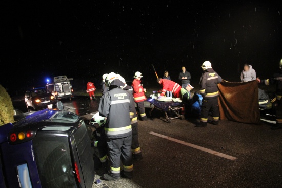 Fünf Verletzte bei schwerem Verkehrsunfall in Wels