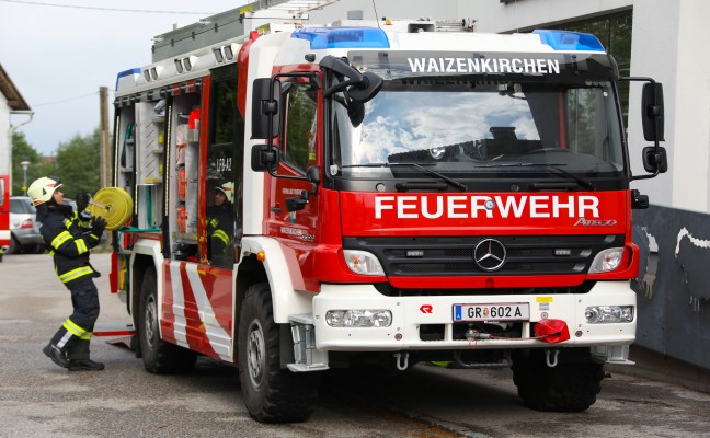 Vier Feuerwehren bei Brand in Waizenkirchen im Einsatz