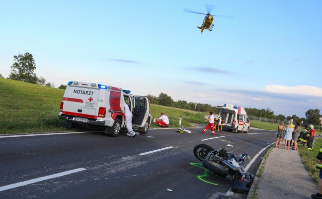 Motorradlenker bei Unfall auf der Daxbergstraße in Prambachkirchen schwer verletzt