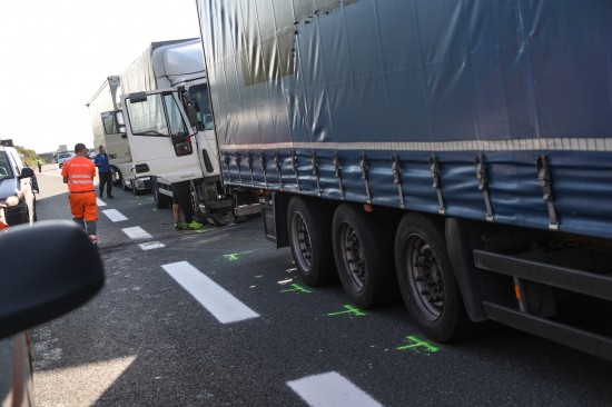 LKW-Crash nach Unfall auf der Innkreisautobahn bei Aistersheim