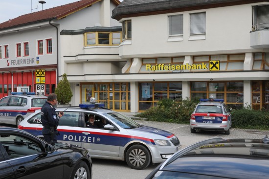 Raubüberfall auf Bankfiliale in Inzersdorf im Kremstal
