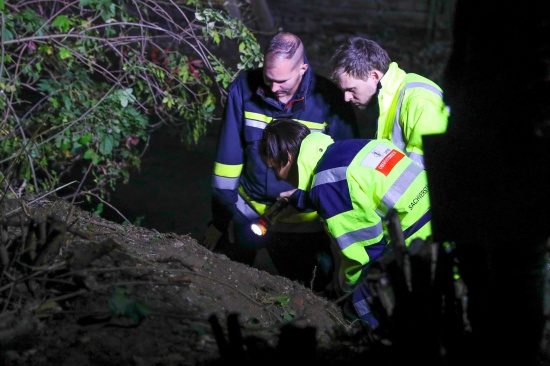Kontaminiertes Erdreich entlang des Mhlbaches durch alte Bitumenfsser in Hrsching