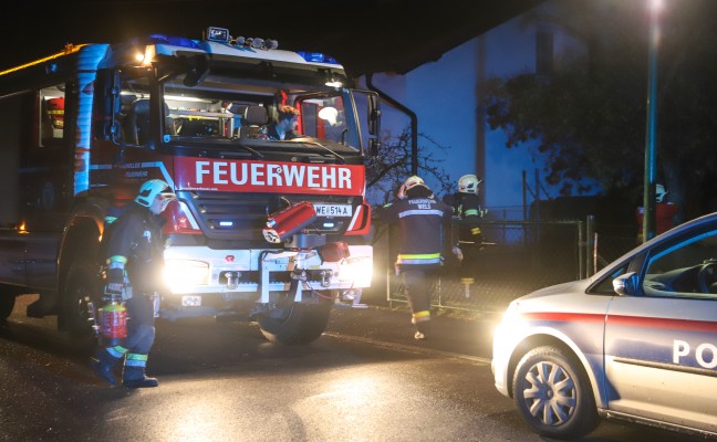 Ein Verletzter bei Wohnungsbrand in Wels-Neustadt