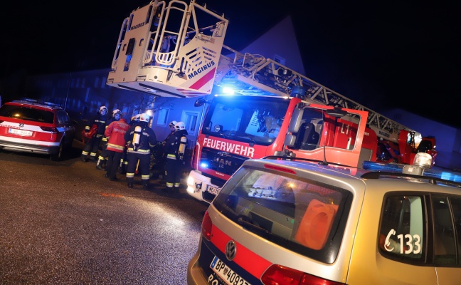 Defekter Rauchwarnmelder lst Einsatz der Feuerwehr in Wels-Vogelweide aus