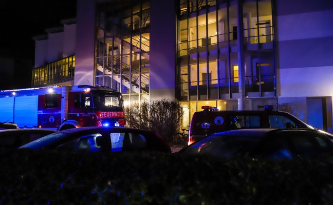 Kurzschluss durch Wasserschaden sorgt fr Einsatz der Feuerwehr in Wels-Vogelweide