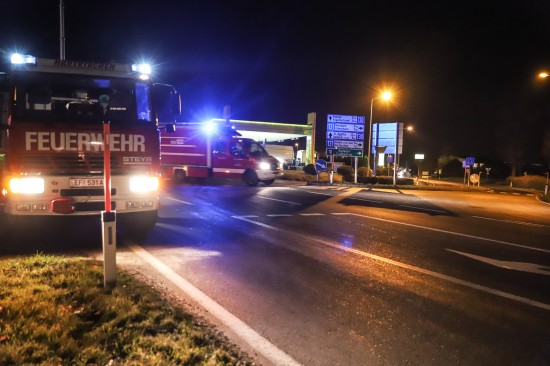 Kreuzungscrash in Hartkirchen fordert zwei Verletzte