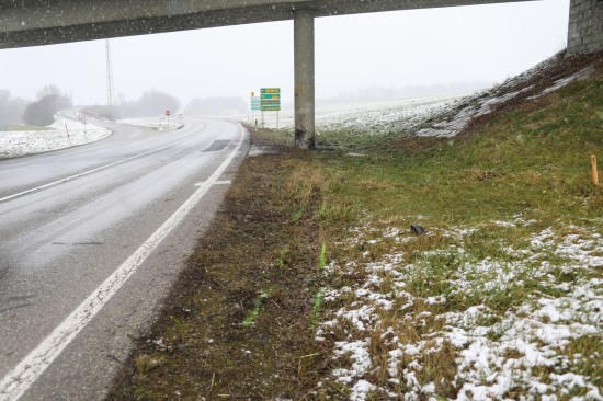 Tödlicher Verkehrsunfall auf Rieder Straße in Tumeltsham