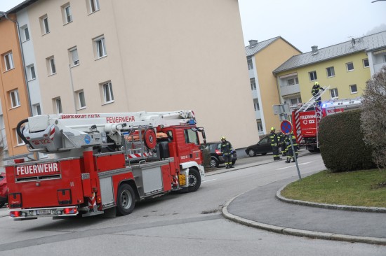 Feuerwehr bei dringender Türöffnung in Kremsmünster im Einsatz